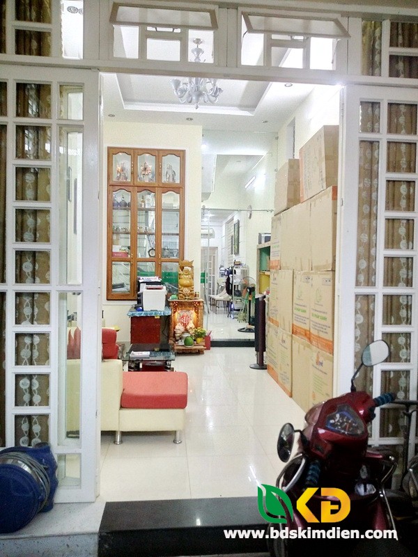 Bán nhà 2 lầu mới đẹp hẻm 824 Huỳnh Tấn Phát quận 7.